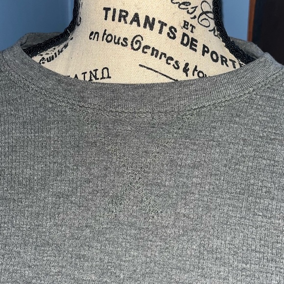 Roebuck & Co. Men’s Long-Sleeved Waffle Knit Crewneck - Picture 2 of 4